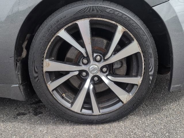 Used 2017 Nissan Maxima 3.5 SL FWD image 10