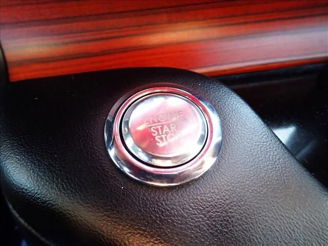 Used 2023 Lincoln Aviator Reserve AWD/4WD image 26