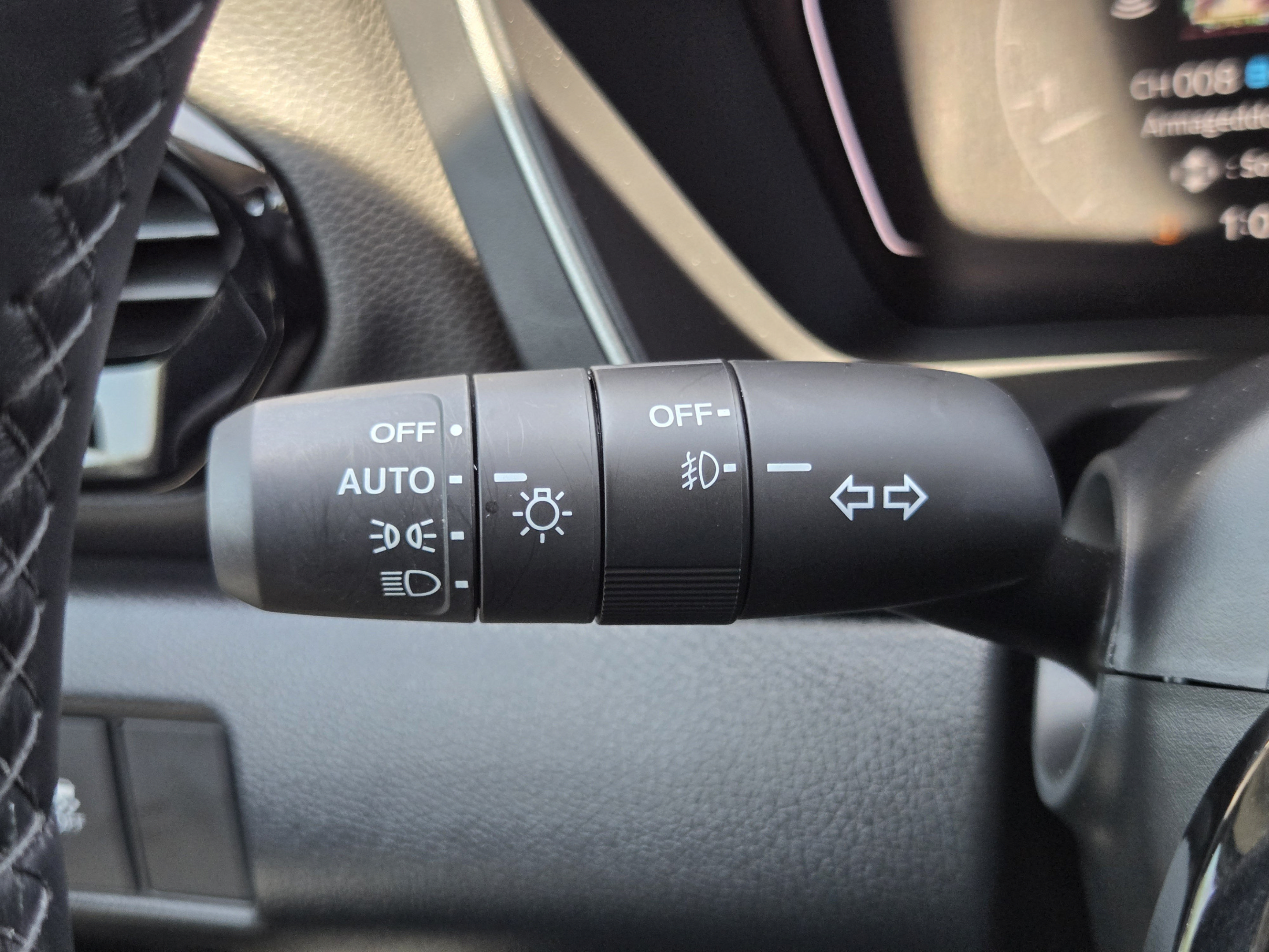 Certified 2025 Honda Pilot Touring image 18