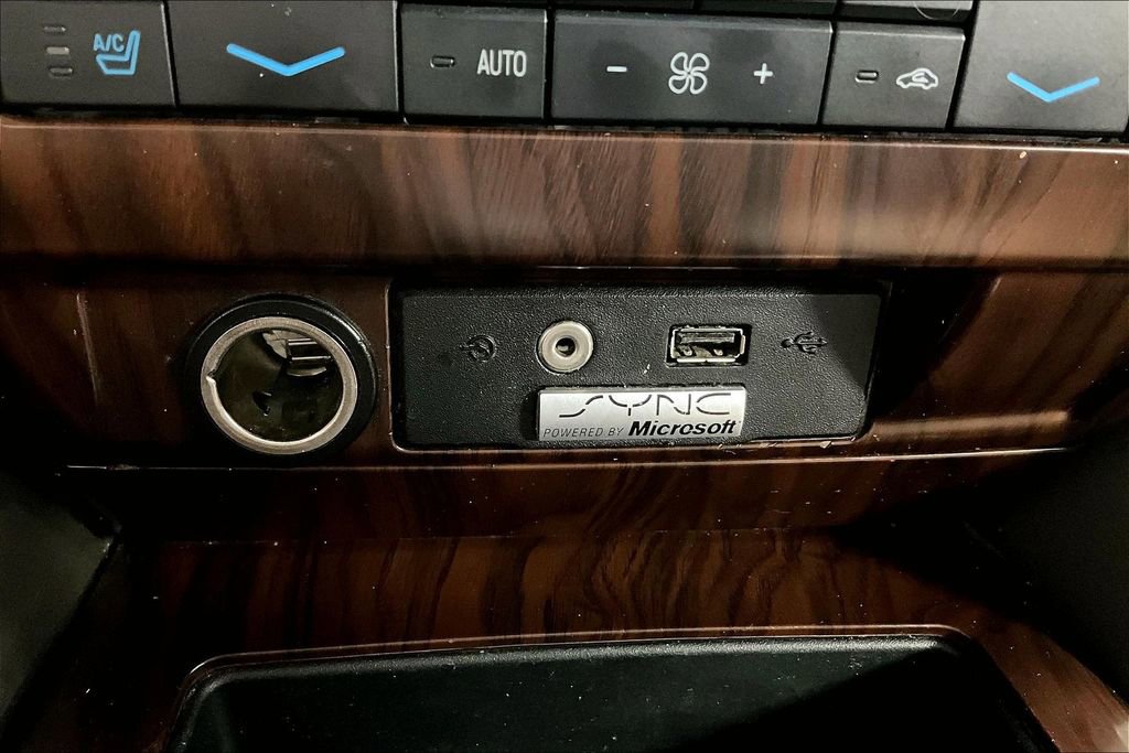 Used 2012 Ford F150 Lariat w/ Lariat Plus Pkg image 32