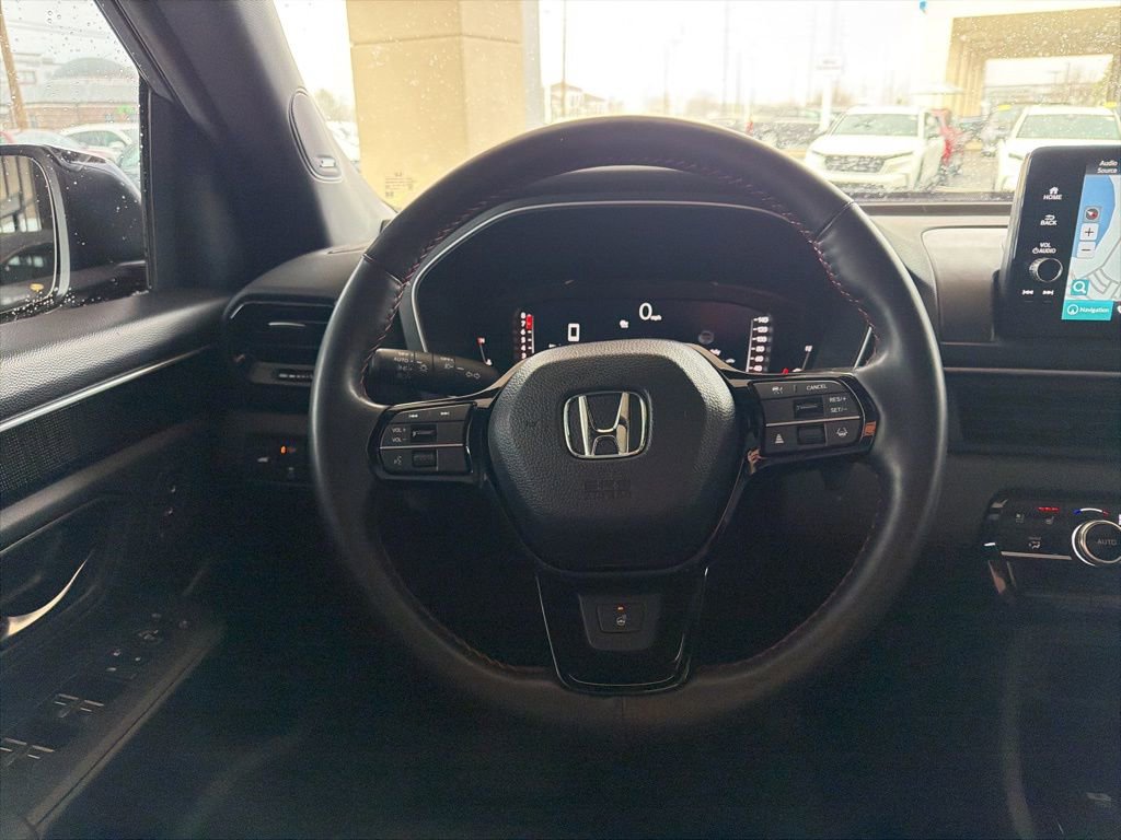 Certified 2025 Honda Pilot Black Edition image 13