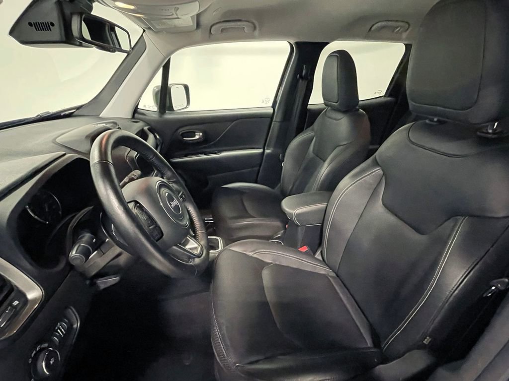 Used 2020 Jeep Renegade Limited w/ Advanced Technology Group image 3