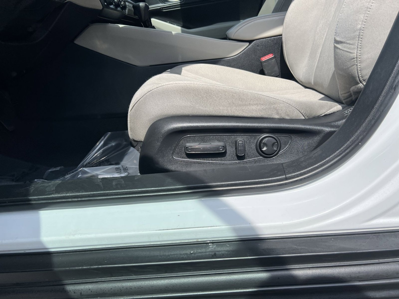 Used 2023 Honda Accord EX image 14