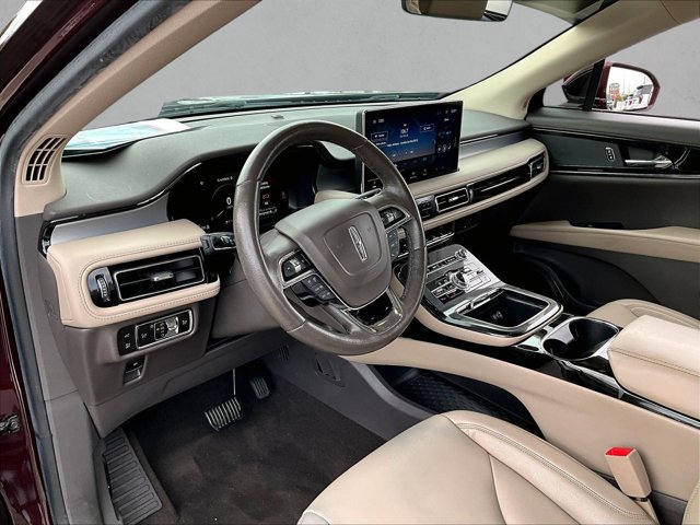 Used 2023 Lincoln Nautilus FWD image 14