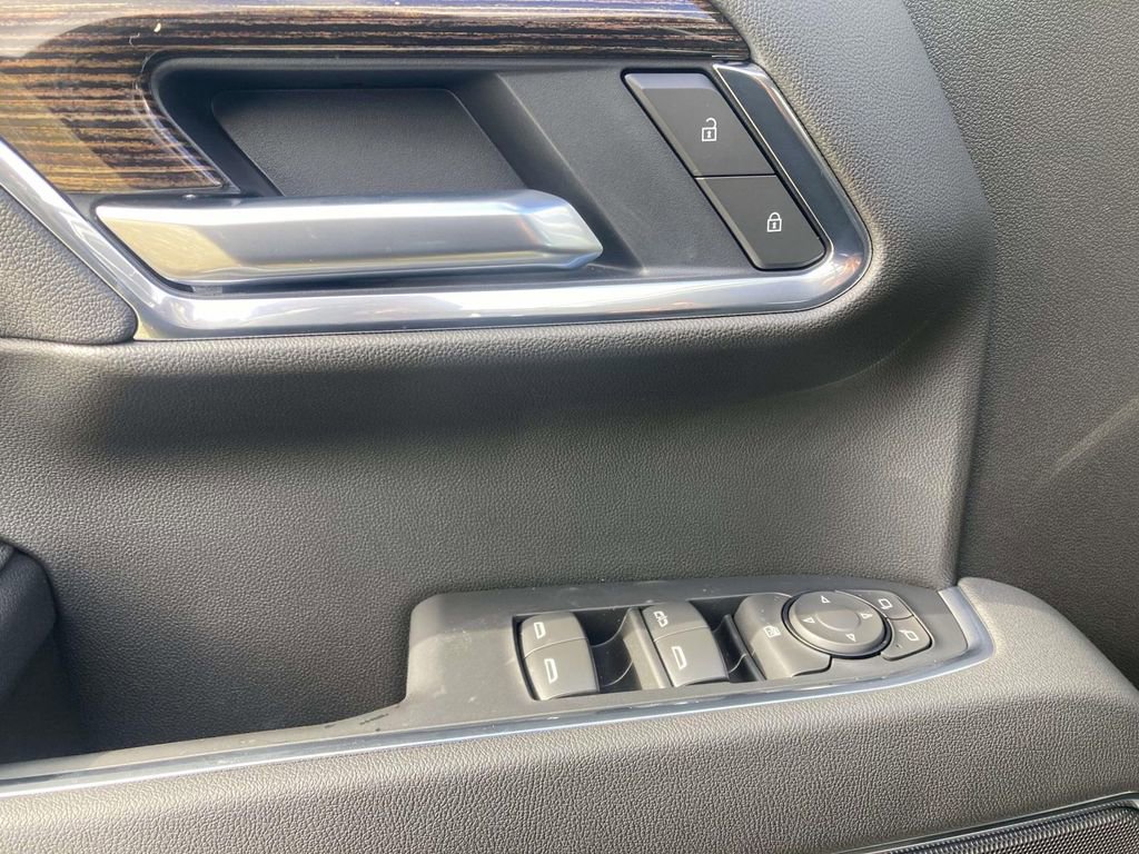 New 2026 GMC Sierra 1500 SLE image 15