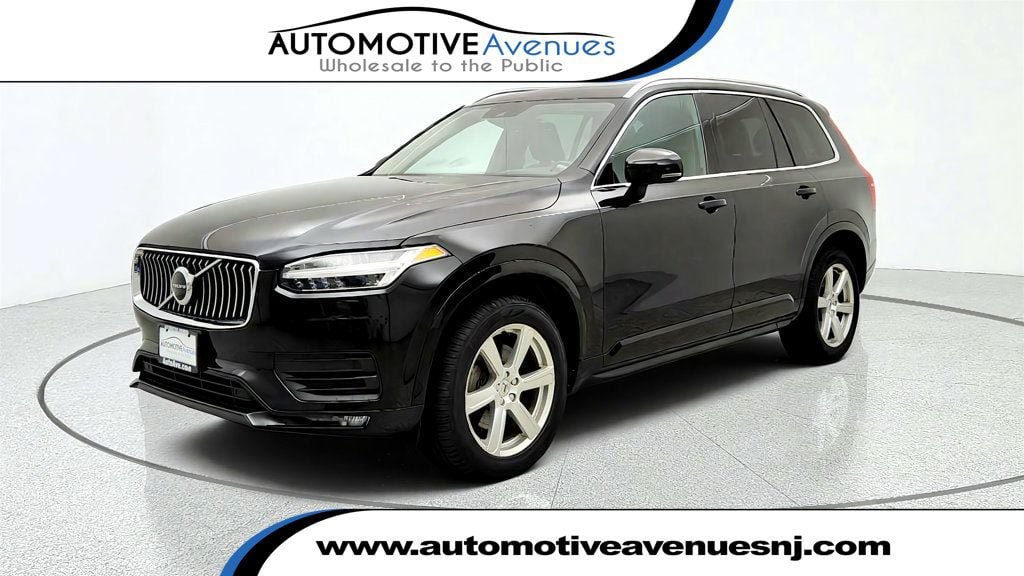 Used 2022 Volvo XC90 T5 Momentum AWD/4WD image 1