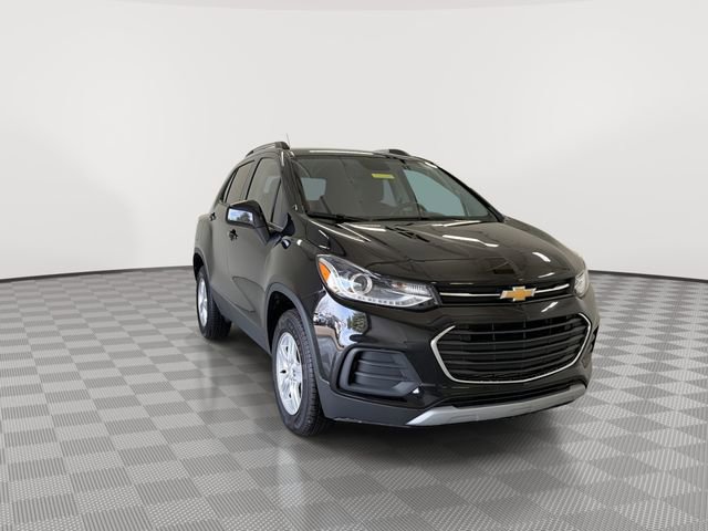 Certified 2022 Chevrolet Trax LT w/ LT Convenience Package image 3