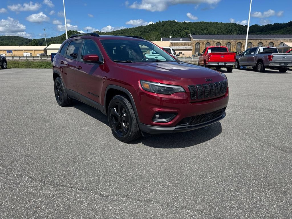Used 2021 Jeep Cherokee Latitude Plus AWD/4WD image 1