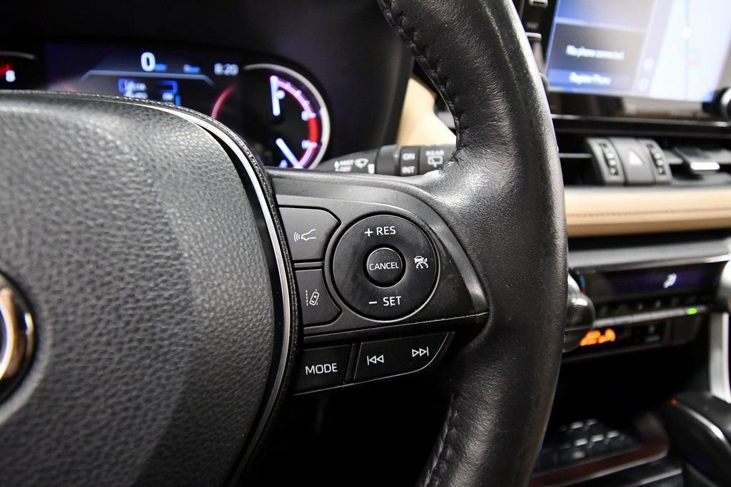 Used 2019 Toyota RAV4 Limited image 22