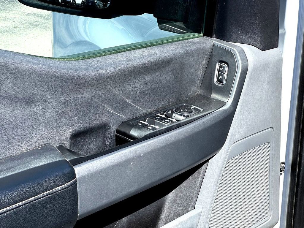 Used 2024 Ford F250 XLT image 12