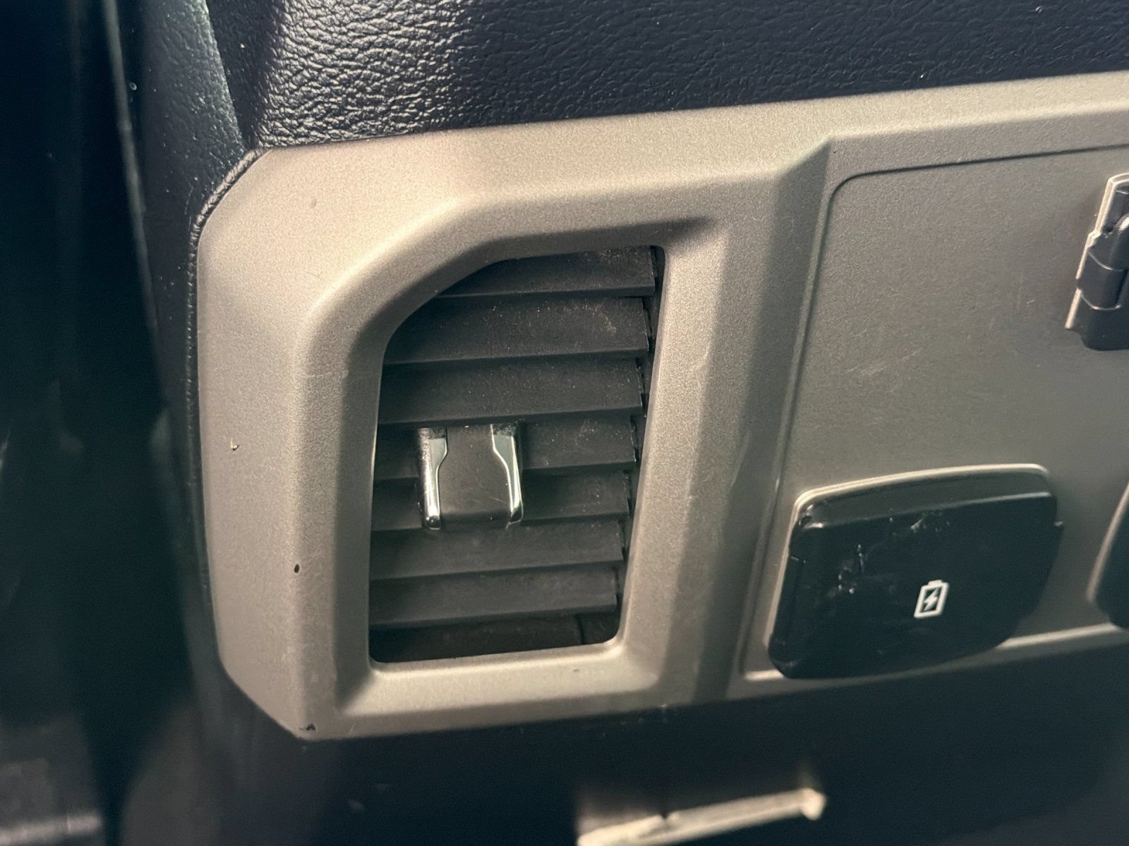 Used 2019 Ford F250 Lariat w/ Lariat Value Package AWD/4WD image 31