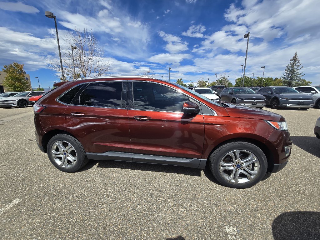 Used 2015 Ford Edge Titanium w/ Technology Package AWD/4WD image 7