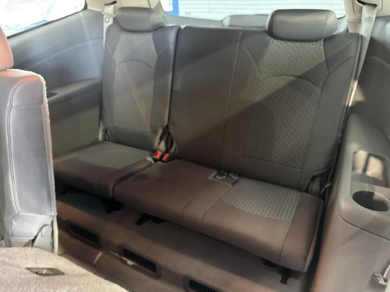 Used 2012 Chevrolet Traverse LT w/ All-Star Edition image 20