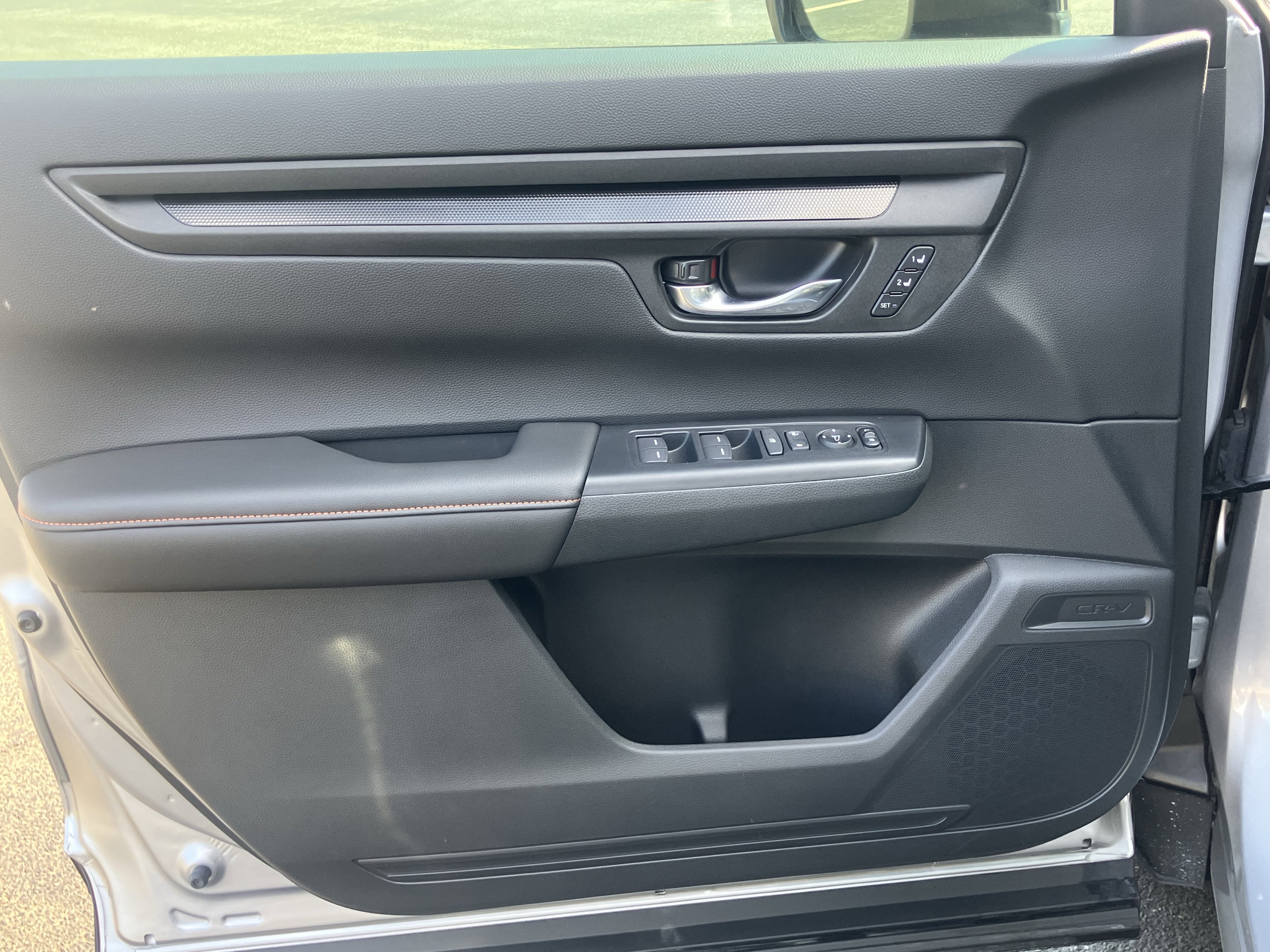 Used 2026 Honda CR-V Sport-L image 14