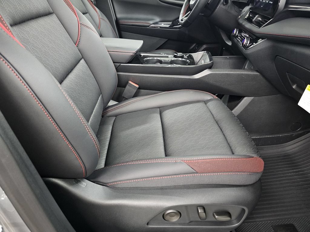 New 2027 Chevrolet Equinox RS w/ Safety and Technology Package AWD/4WD image 23