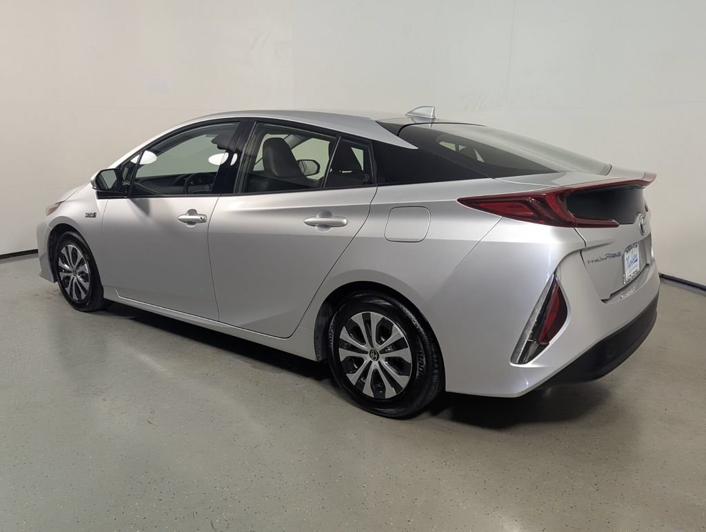 Used 2020 Toyota Prius Prime XLE FWD image 5