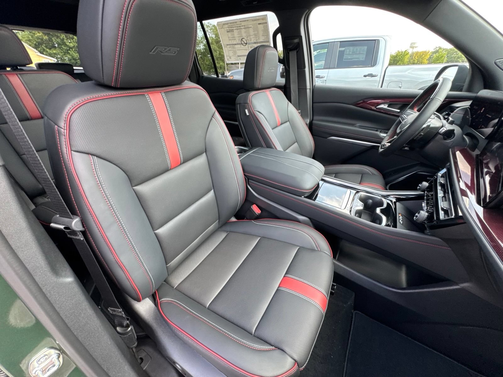 New 2027 Chevrolet Traverse RS AWD/4WD image 35