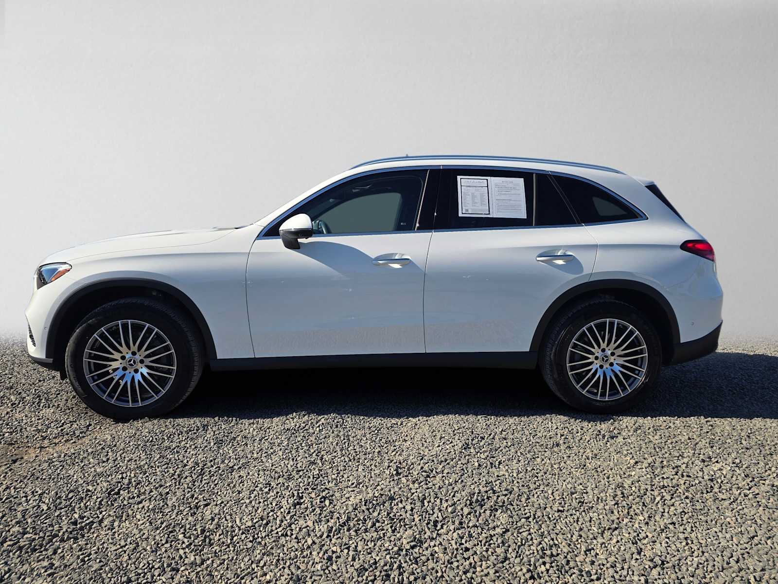 Used 2026 Mercedes-Benz GLC 300 4MATIC image 6