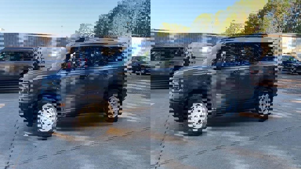 New 2025 Ford Bronco Sport Heritage w/ Convenience Package image 3