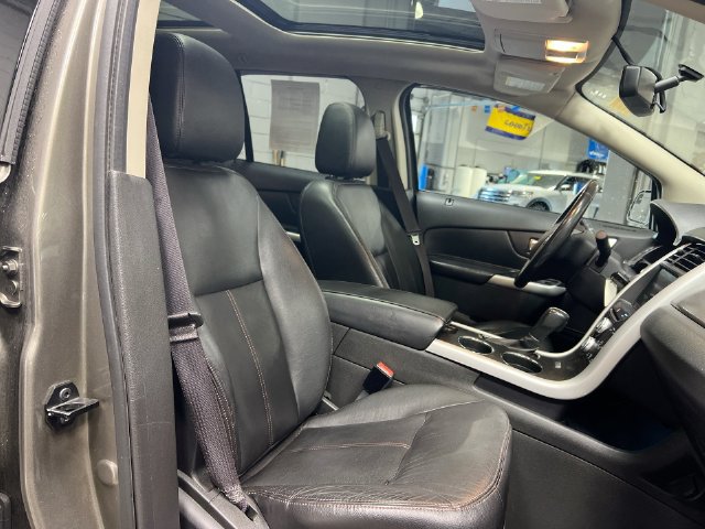 Used 2013 Ford Edge SEL FWD image 29