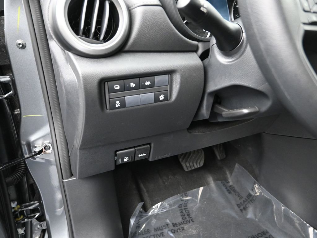 New 2025 Nissan Versa S w/ Trunk Package FWD image 12