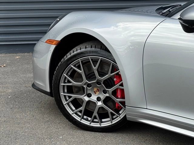 New 2026 Porsche 911 Carrera 4S image 12