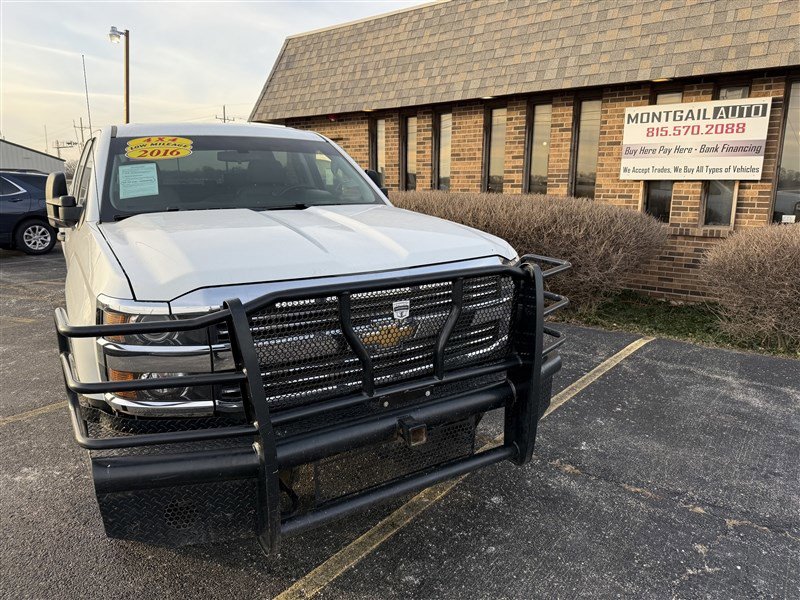 Used 2016 Chevrolet Silverado 2500 W/T image 2