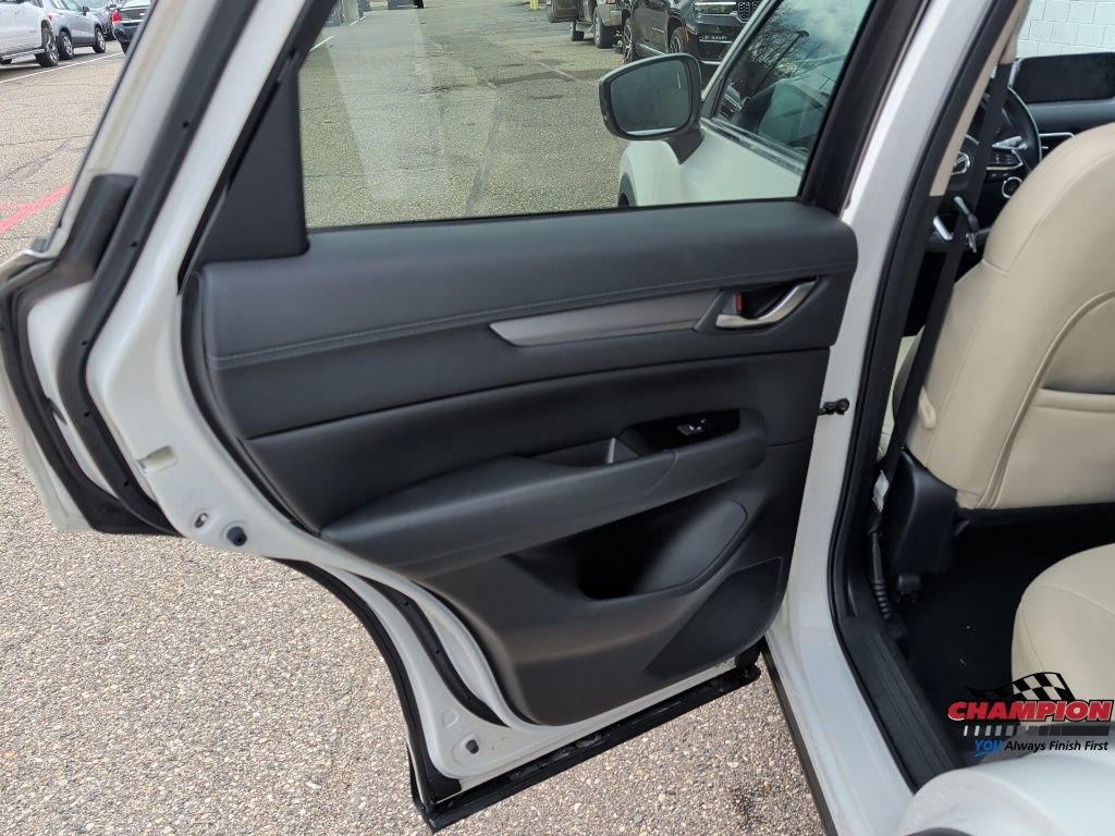 Used 2018 MAZDA CX-5 Touring w/ Preferred Equipment Package image 14