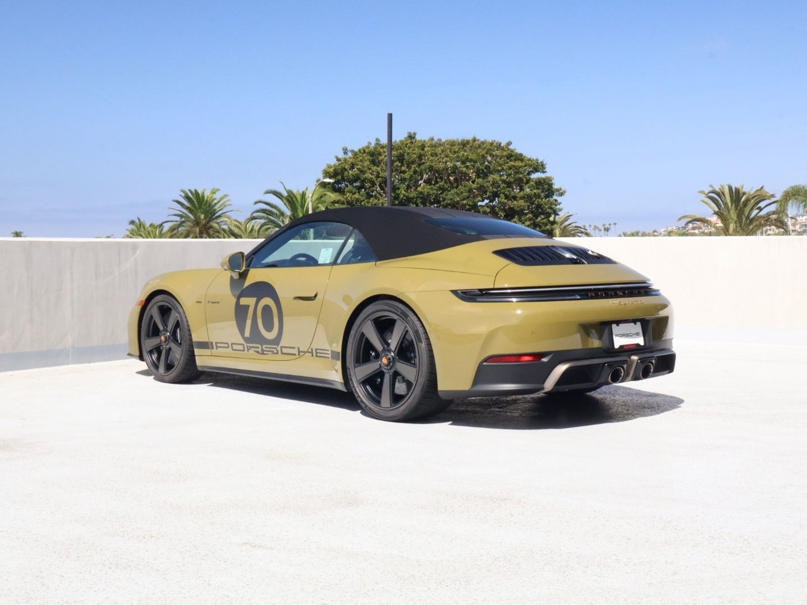 New 2026 Porsche 911 GTS RWD image 3