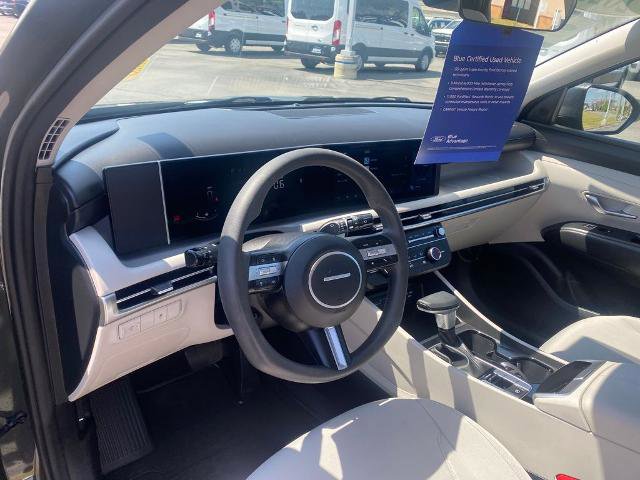 Used 2025 Hyundai Tucson SE image 12