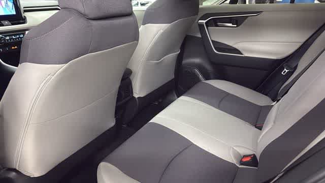 Used 2025 Toyota RAV4 XLE w/ Convenience Package AWD/4WD image 29