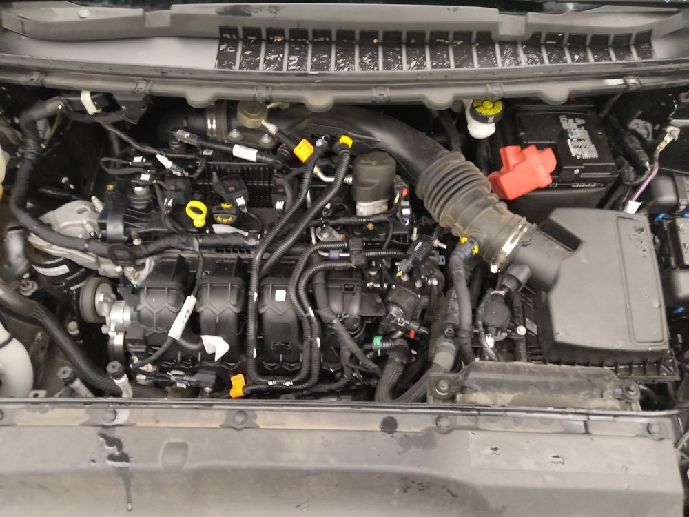 Used 2024 Ford Edge Titanium image 30