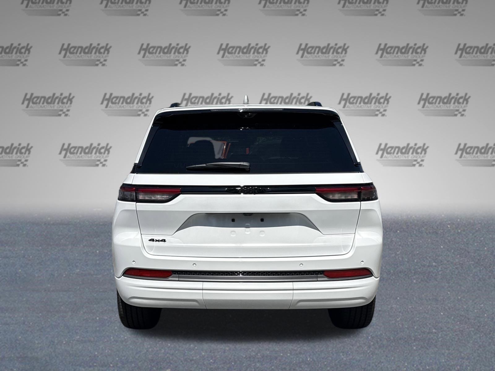 Used 2026 Jeep Grand Cherokee Limited Reserve AWD/4WD image 8