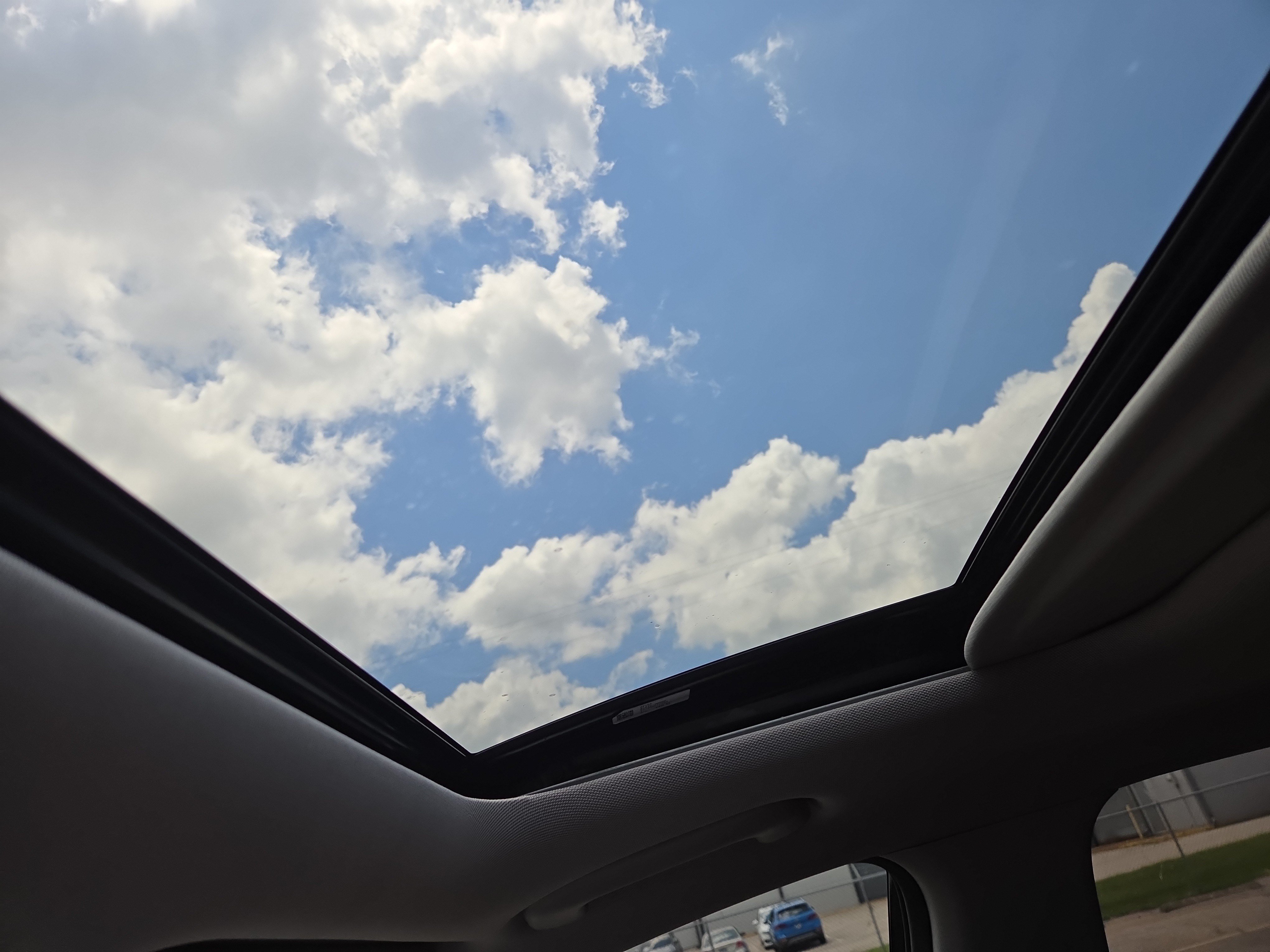 Used 2019 Hyundai Kona Limited FWD image 16