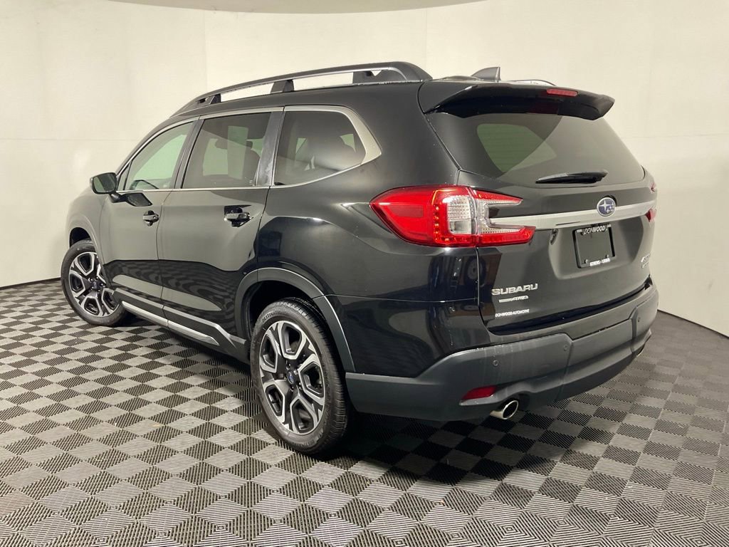 Used 2023 Subaru Ascent Limited image 10