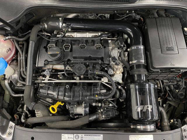 Used 2012 Volkswagen Golf 4-Door image 9