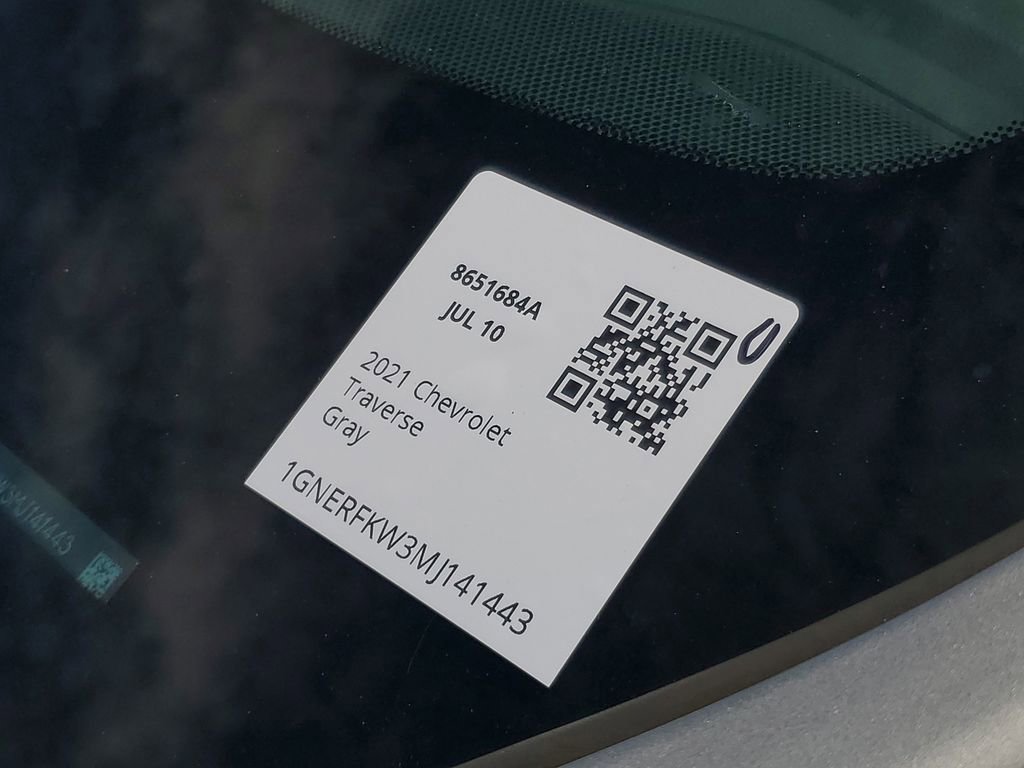 Used 2021 Chevrolet Traverse LS image 25