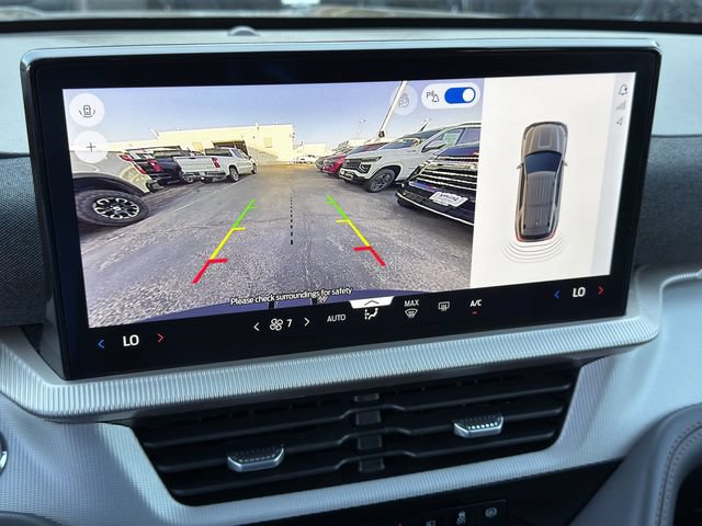 Used 2026 Ford Explorer Active RWD image 18