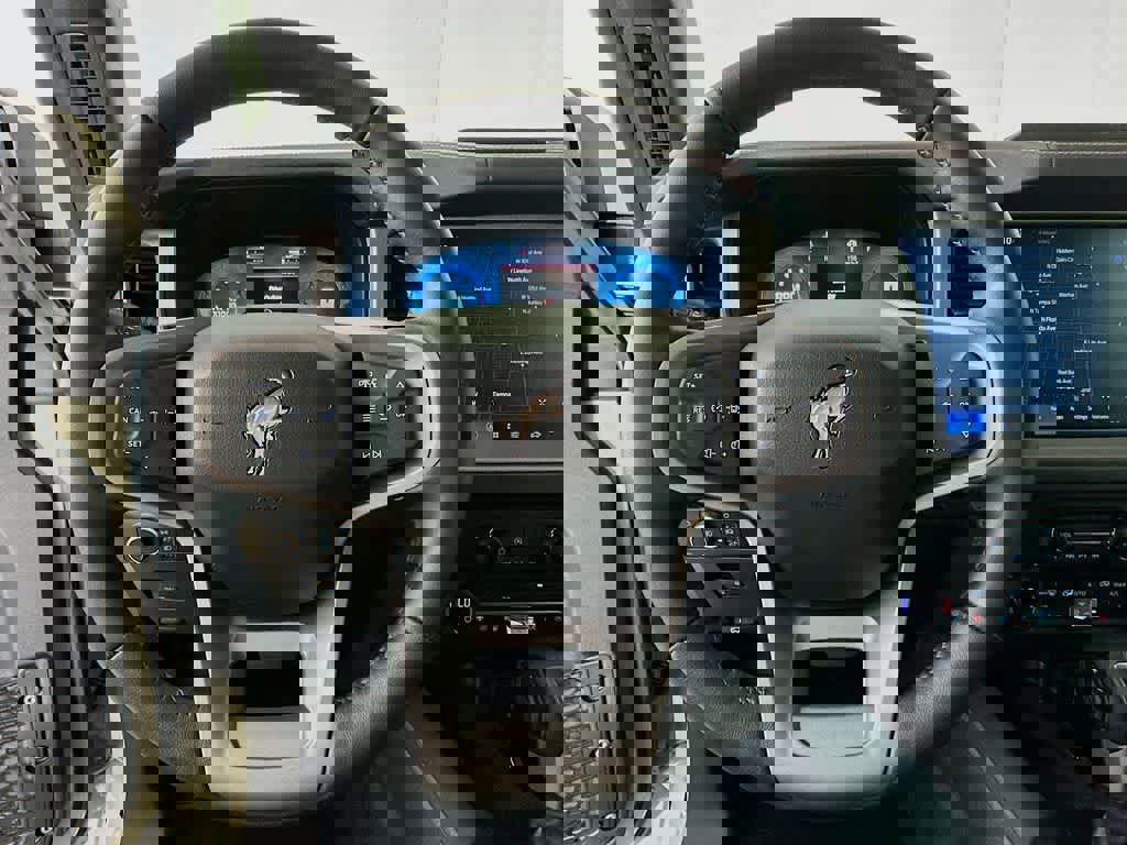 New 2025 Ford Bronco Outer Banks image 16