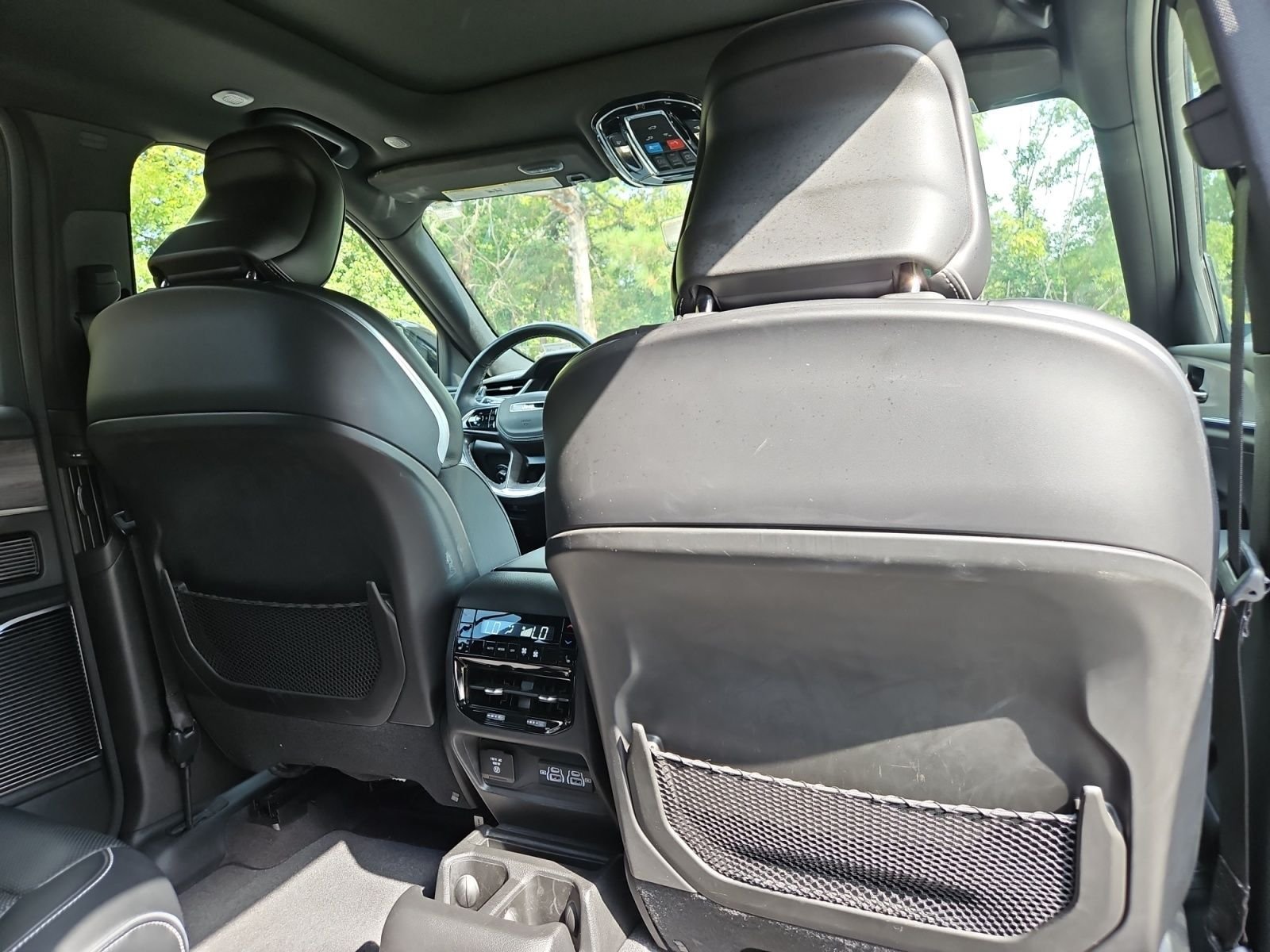 Used 2021 Jeep Grand Cherokee L Overland w/ Luxury Tech Group IV AWD/4WD image 18
