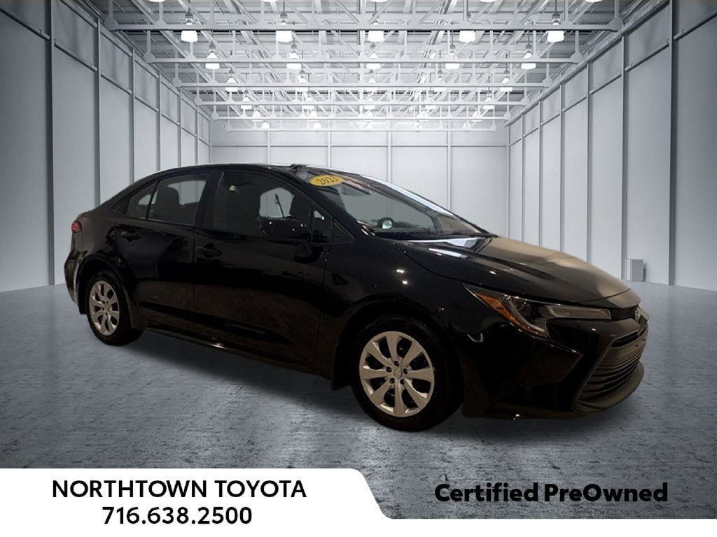 Used 2023 Toyota Corolla LE w/ Carpet Mat Package (TMS) FWD image 6