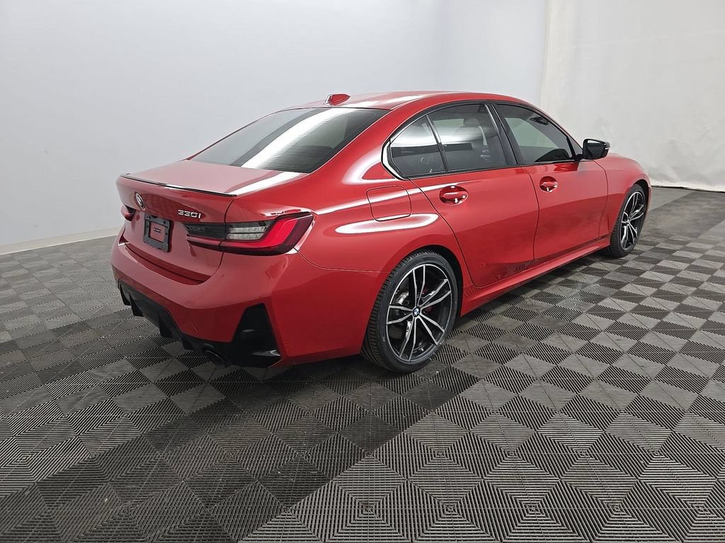 Used 2023 BMW 330i Sedan w/ M Sport Package RWD image 2