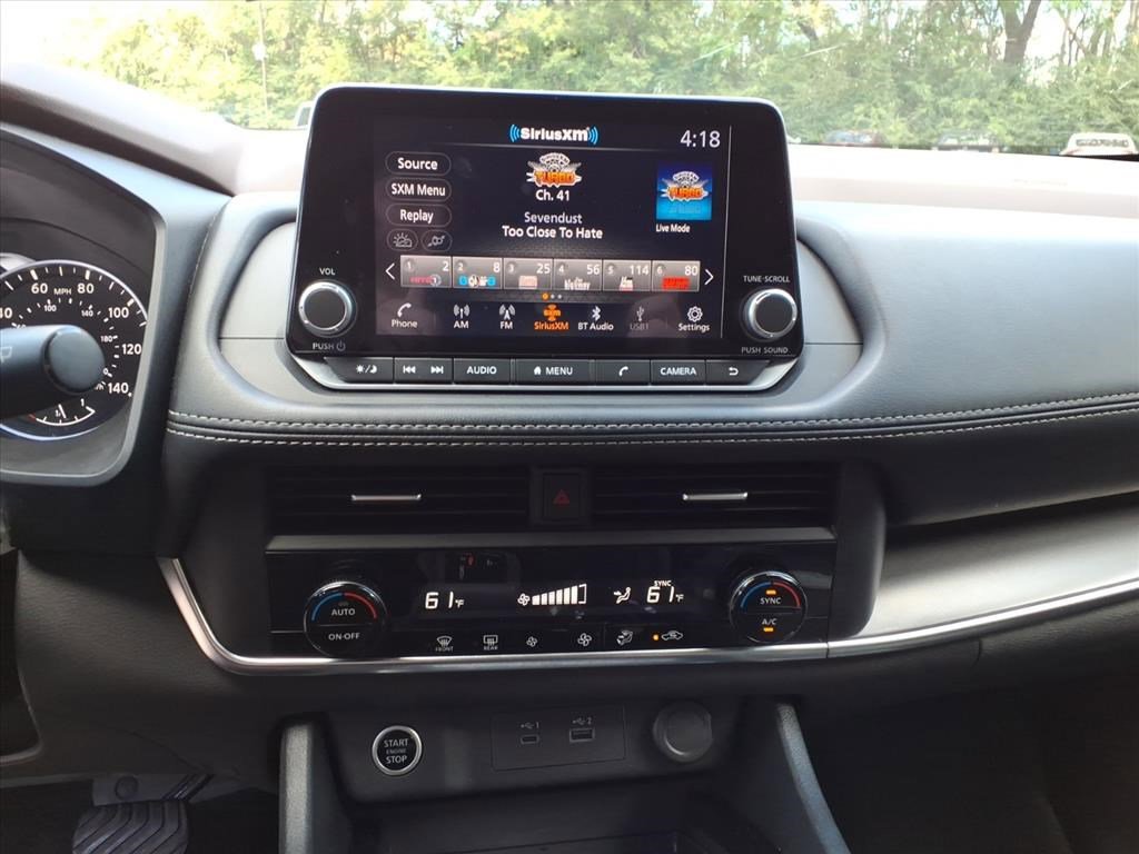 Used 2023 Nissan Rogue SV image 18