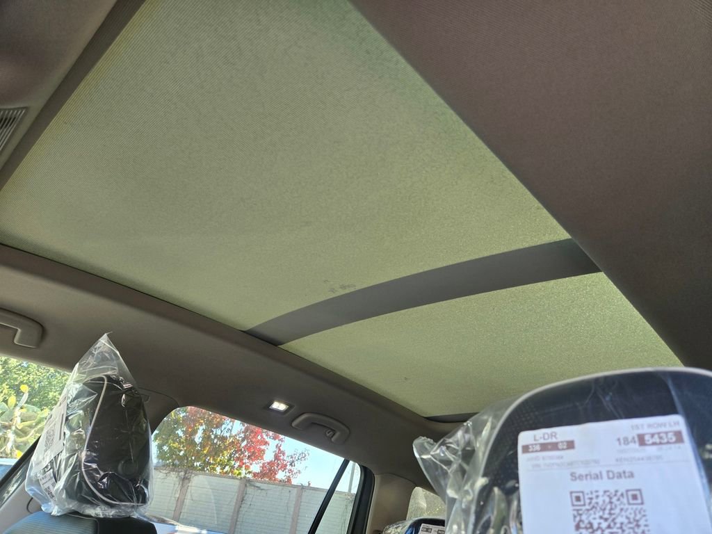 New 2026 Volkswagen Atlas SEL Premium R-Line image 12