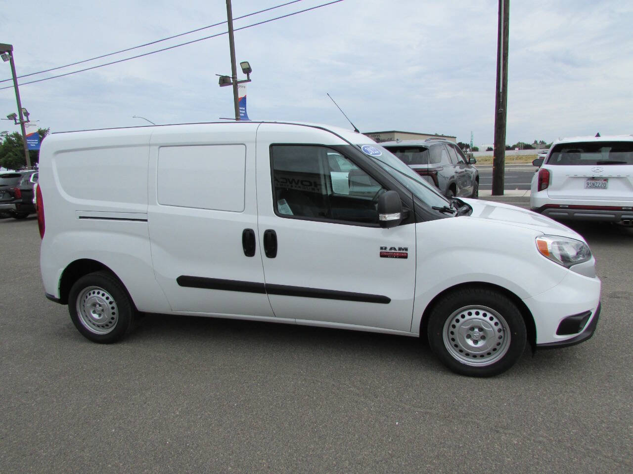 Used 2022 RAM ProMaster City Tradesman FWD image 5