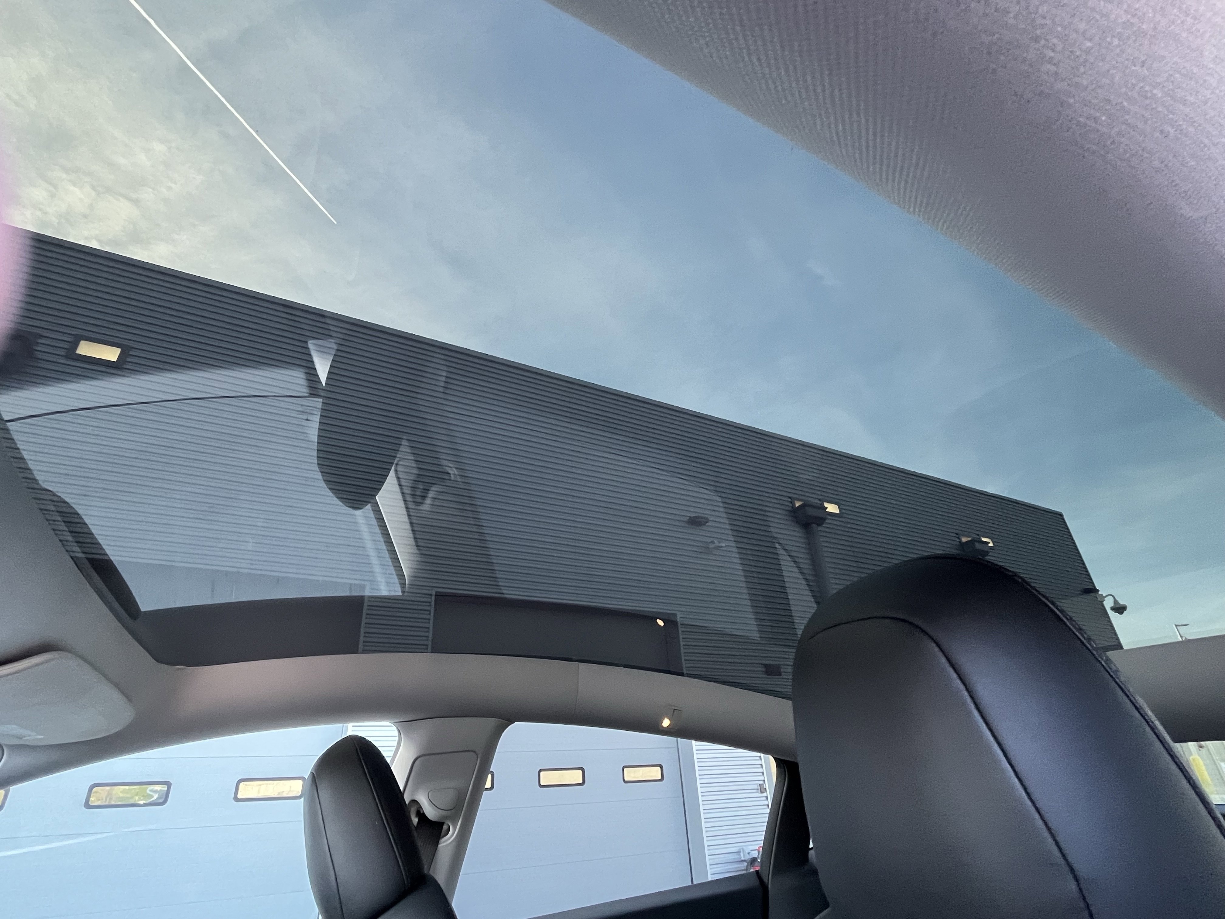 Used 2021 Tesla Model Y Long Range image 24