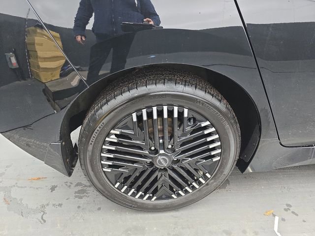 Used 2024 Nissan Leaf SV Plus image 20