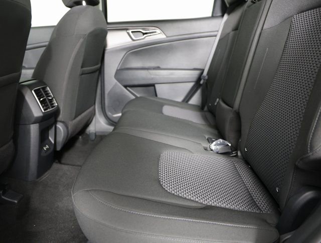Certified 2026 Kia Sportage LX w/ LX Convenience Package image 9