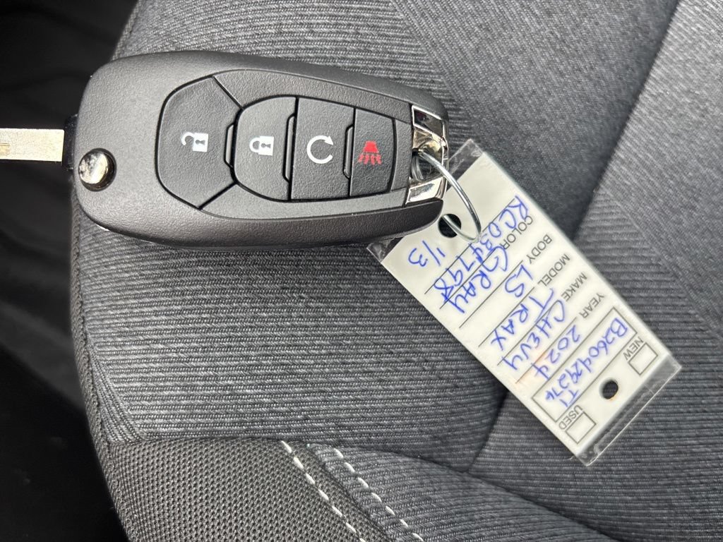 Used 2024 Chevrolet Trax LS FWD image 19