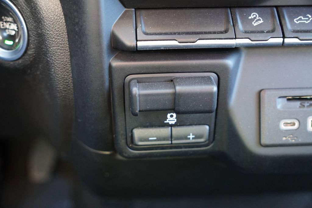 Certified 2022 Chevrolet Silverado 3500 LTZ w/ Gooseneck/5TH Wheel Package image 32